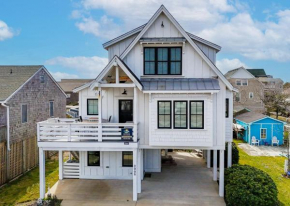 5044 La Casa Blanca 2 Min Drive to Beach